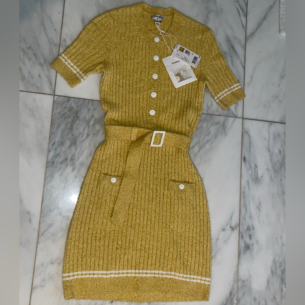 CHANEL 2022 SS Yellow Mid length dress